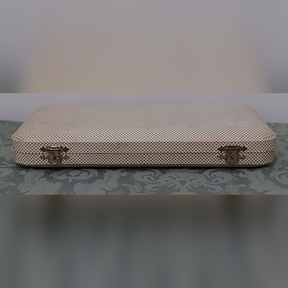 Steak Knife Set with Mother of Pearl Handles, Leppington Cutlass of Sheffield - Picture 9 of 12